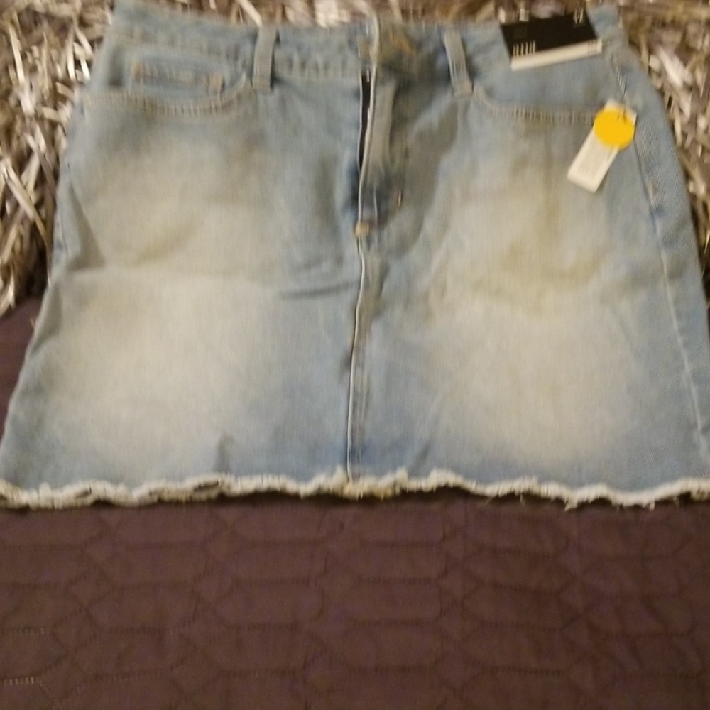 Denim skirt